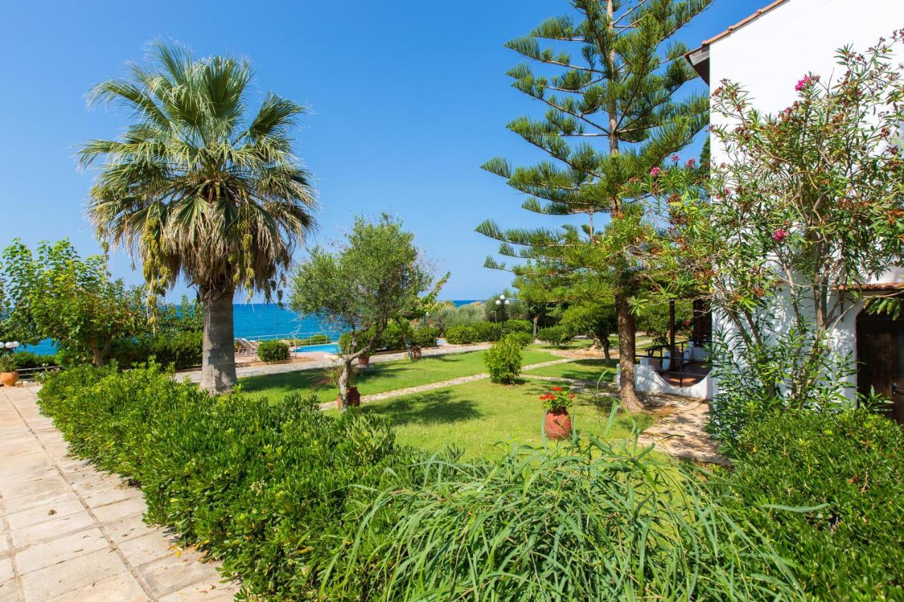 Beachfront Family Villa Katerina With Private Pool, Playground, Bbq & Amazing Sea Views! Petres  외부 사진