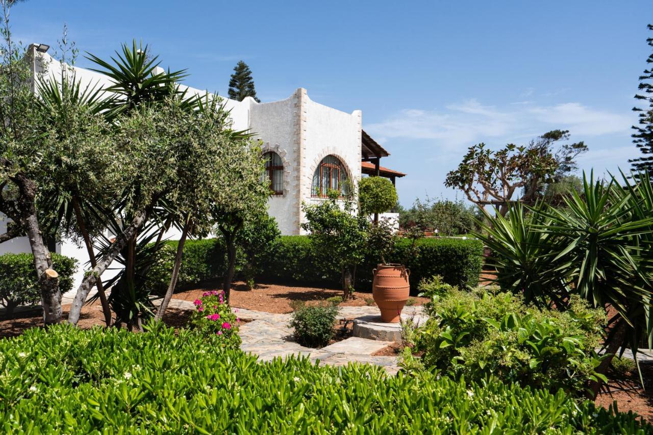 Beachfront Family Villa Katerina With Private Pool, Playground, Bbq & Amazing Sea Views! Petres  외부 사진