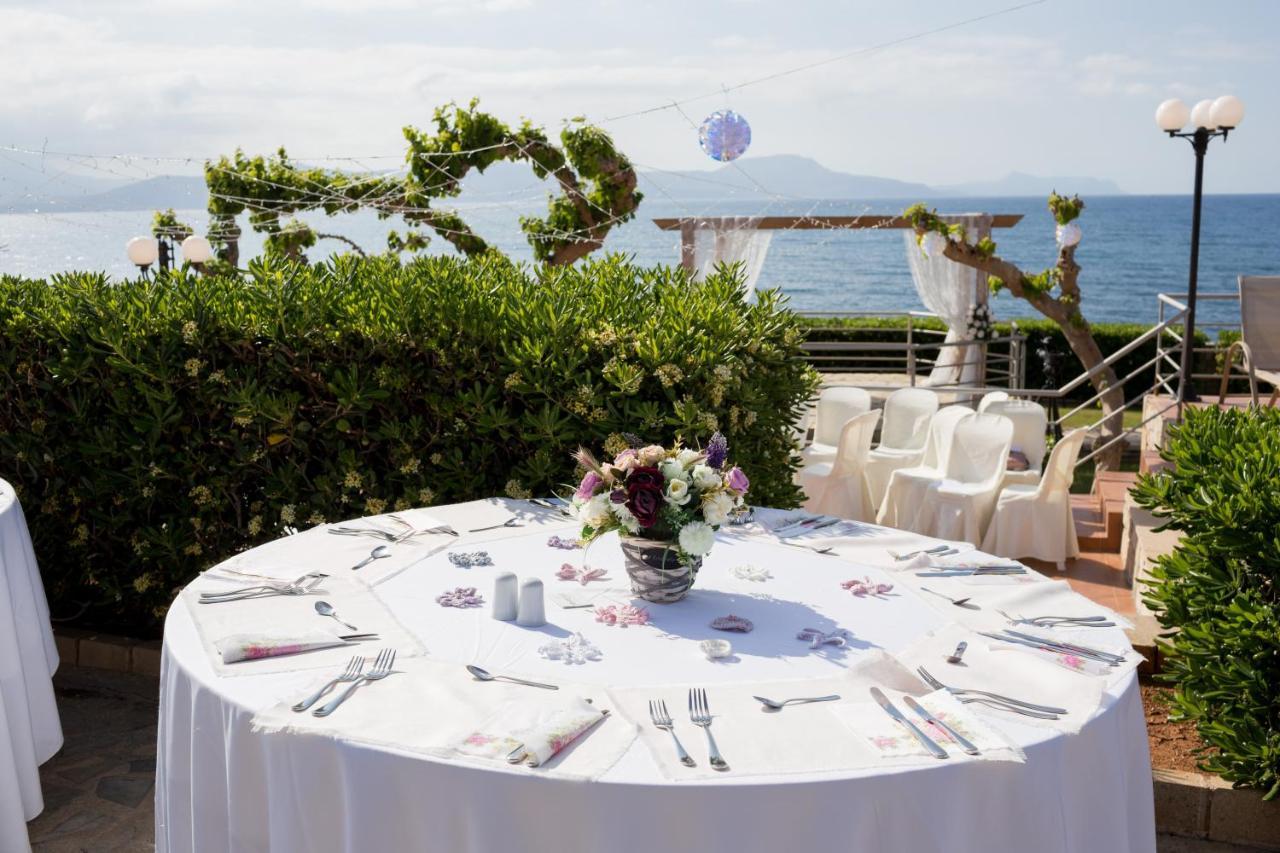 Beachfront Family Villa Katerina With Private Pool, Playground, Bbq & Amazing Sea Views! Petres  외부 사진