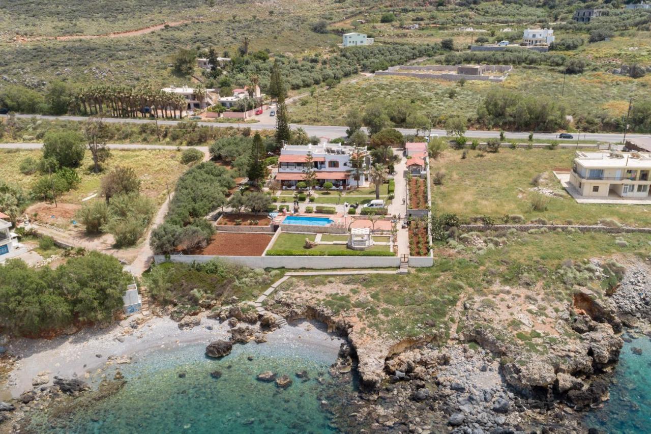 Beachfront Family Villa Katerina With Private Pool, Playground, Bbq & Amazing Sea Views! Petres  외부 사진