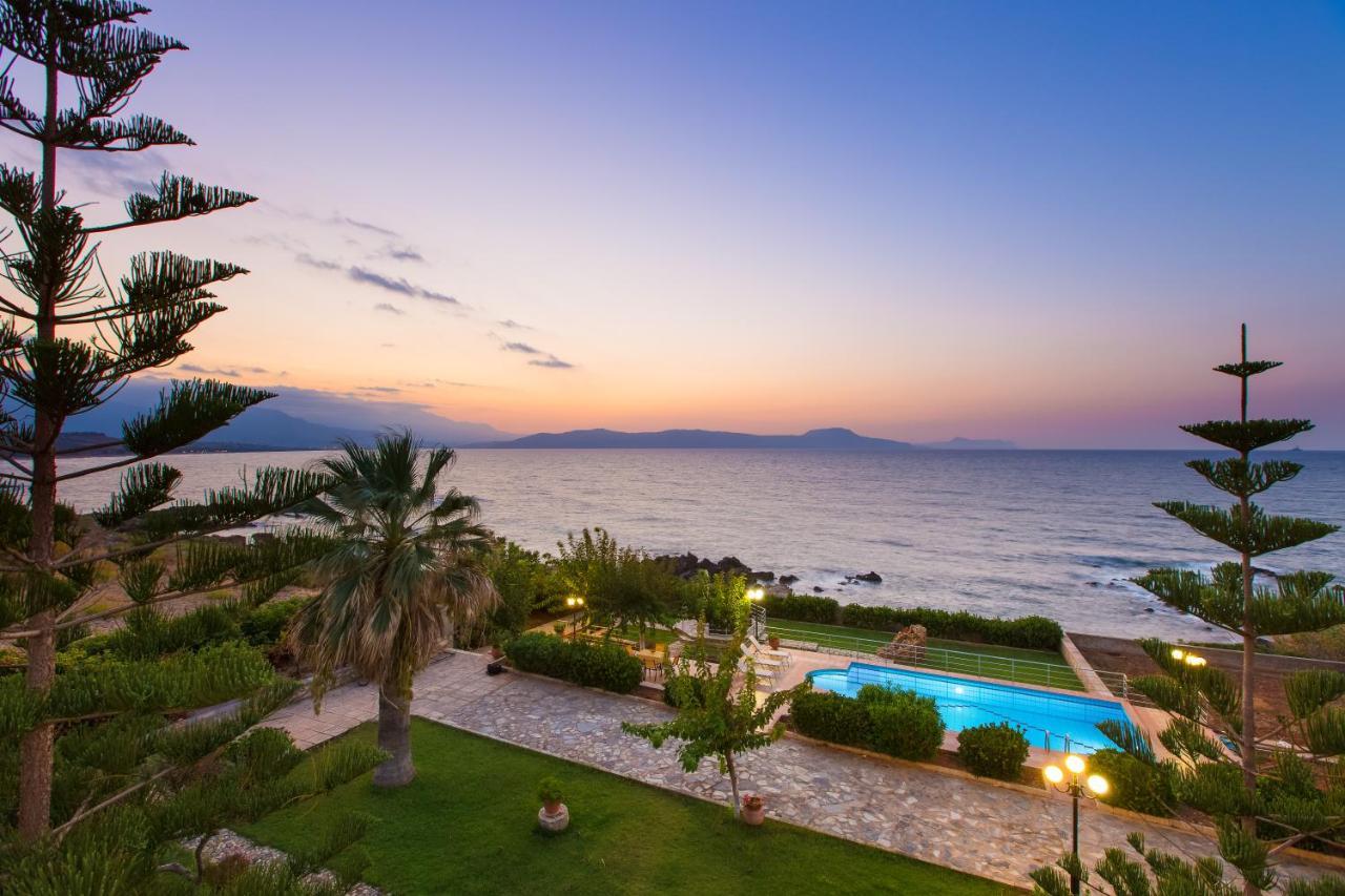 Beachfront Family Villa Katerina With Private Pool, Playground, Bbq & Amazing Sea Views! Petres  외부 사진
