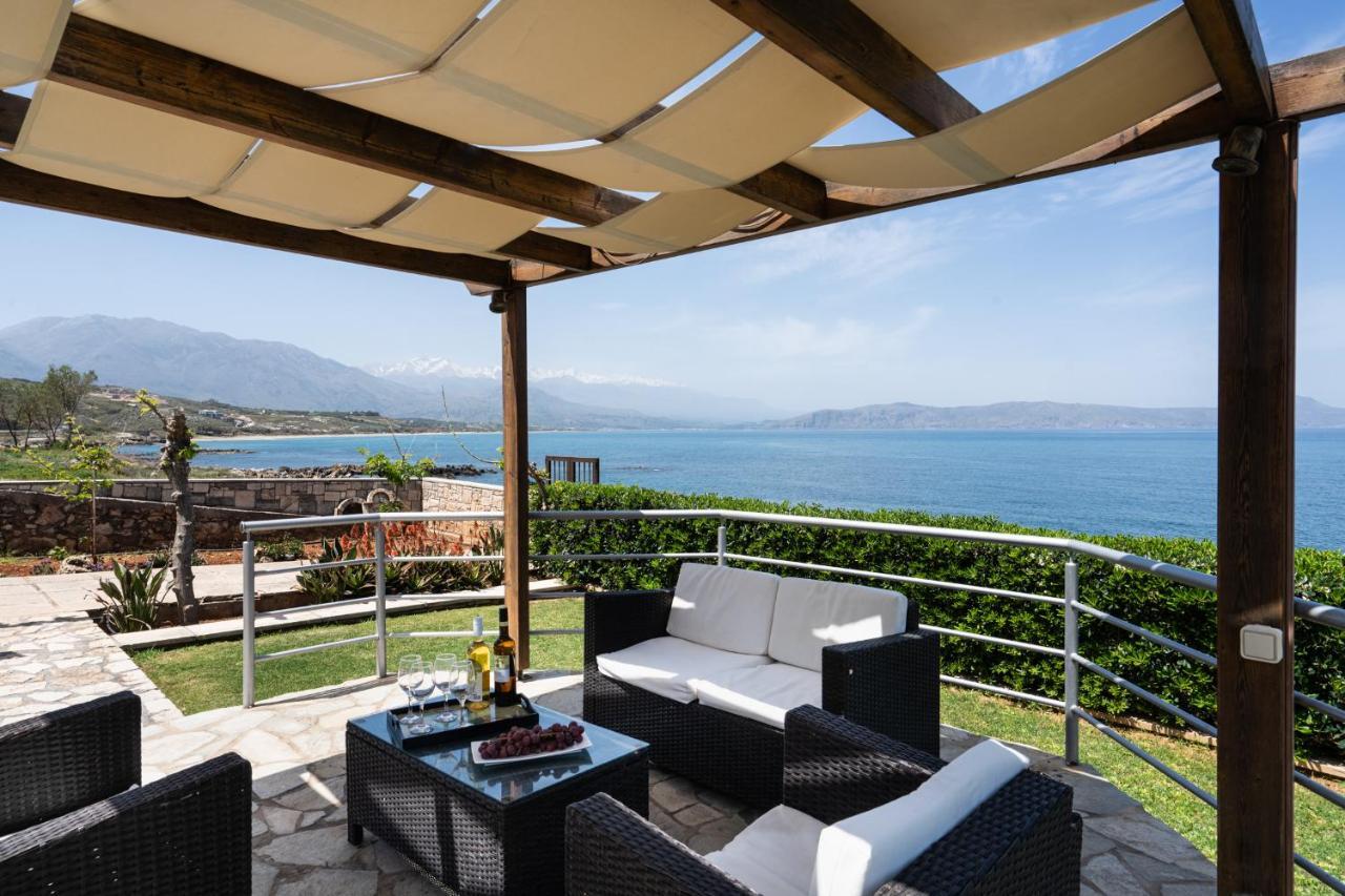 Beachfront Family Villa Katerina With Private Pool, Playground, Bbq & Amazing Sea Views! Petres  외부 사진