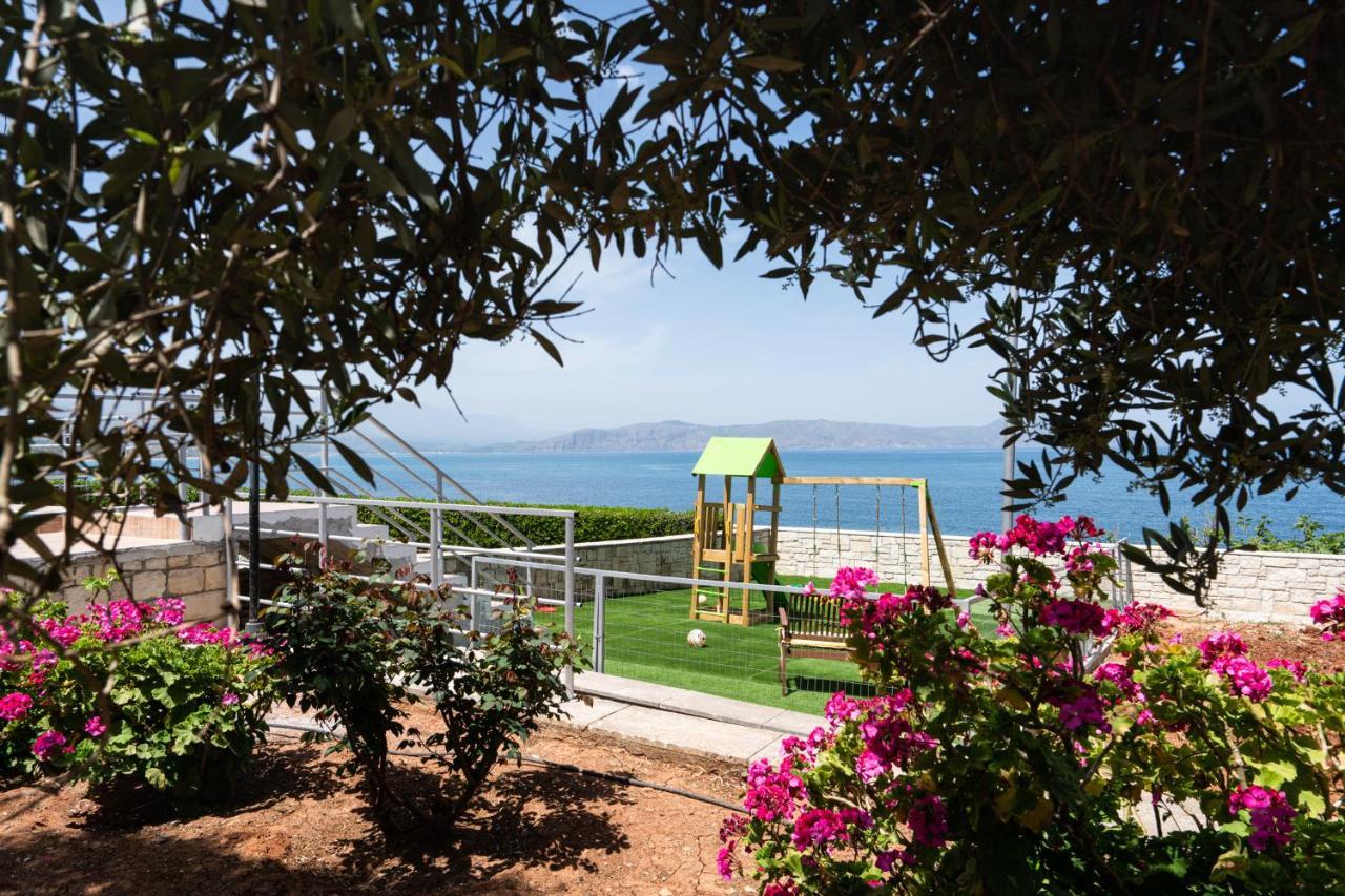 Beachfront Family Villa Katerina With Private Pool, Playground, Bbq & Amazing Sea Views! Petres  외부 사진